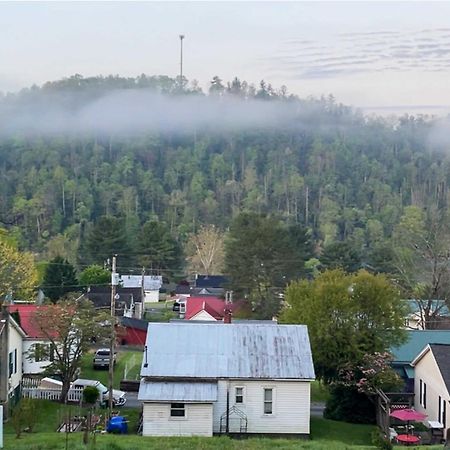 Cozy Fries Escape With Mountain And River Views! Galax Экстерьер фото